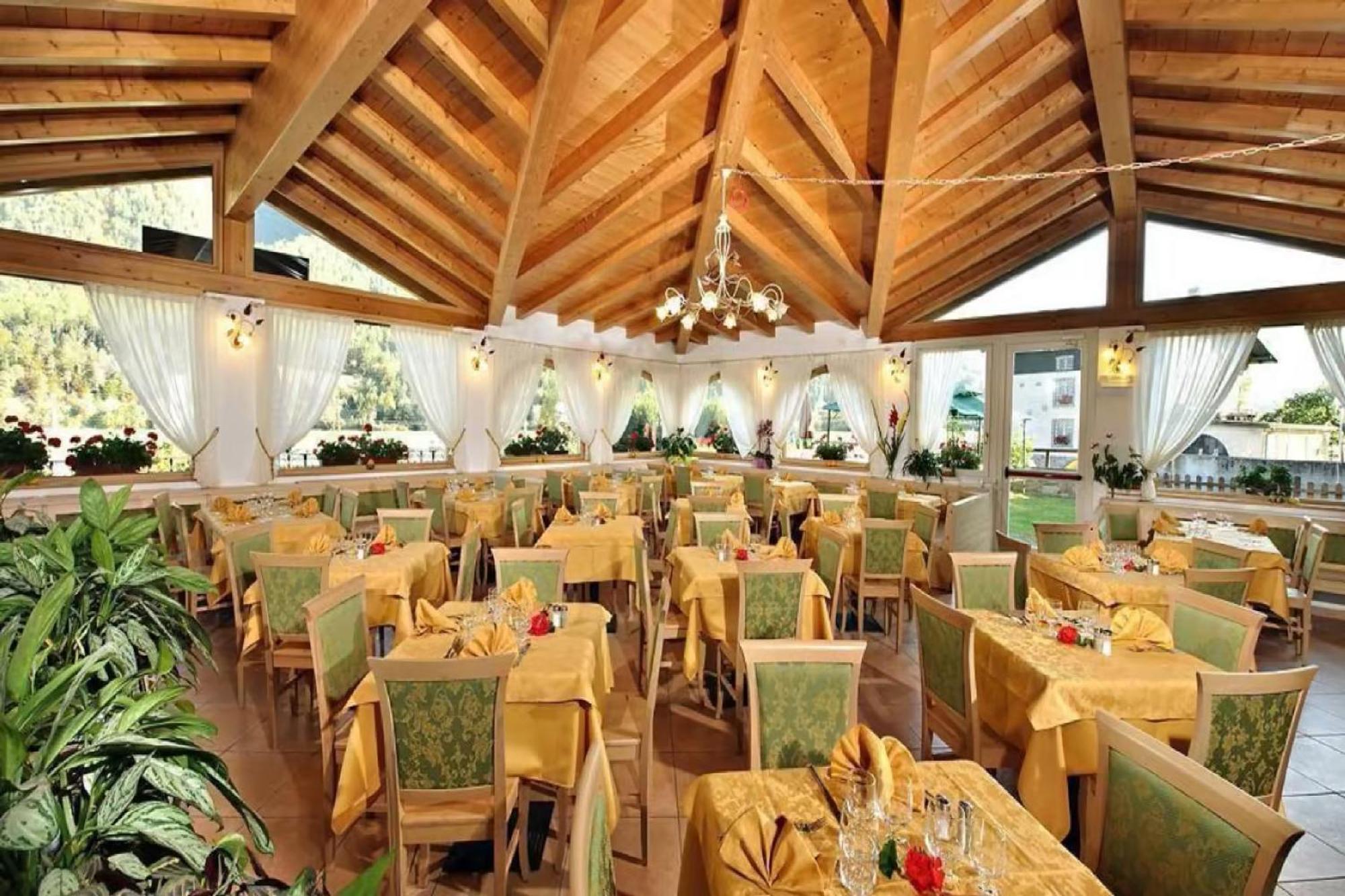 Hotel Garni Maria Monclassico Bagian luar foto